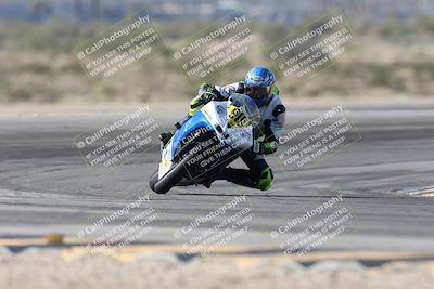 media/Jan-15-2026-Racers Edge (Thu) [[dfebeb70ab]]/3-B Group/Session 2 (Turn 11)/